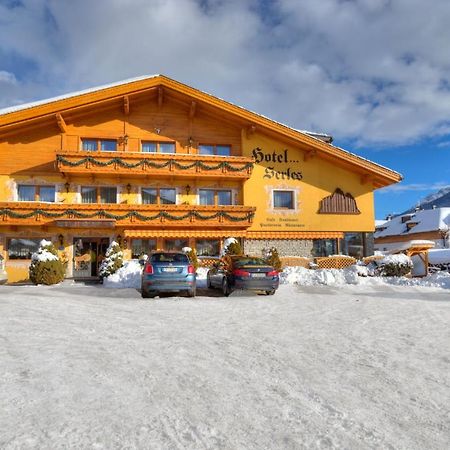 Hotel Serles Superior Dobbiaco Esterno foto