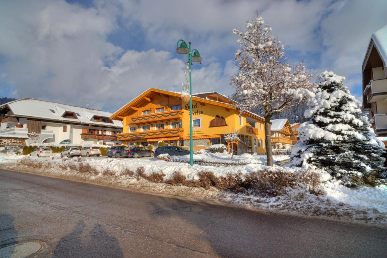 Hotel Serles Superior Dobbiaco Esterno foto